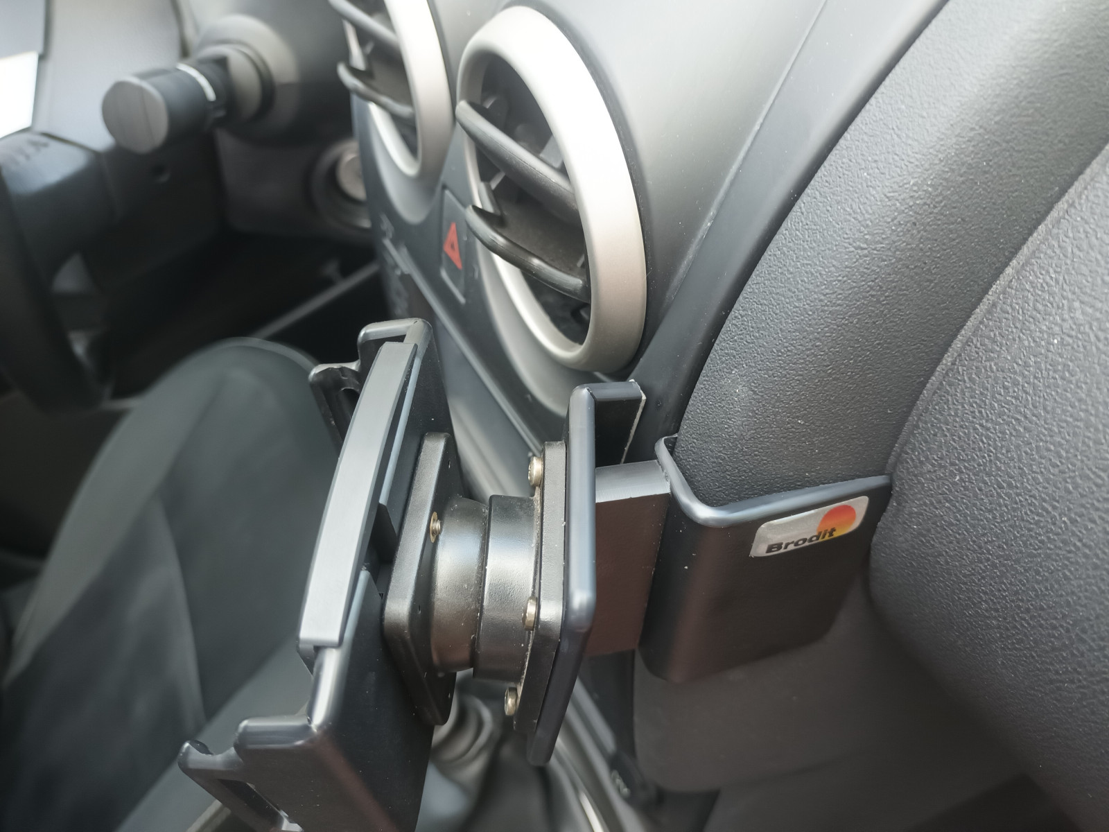 Ich bin der Neue mit einen QQ J10 I-Way 4x4 2.0l