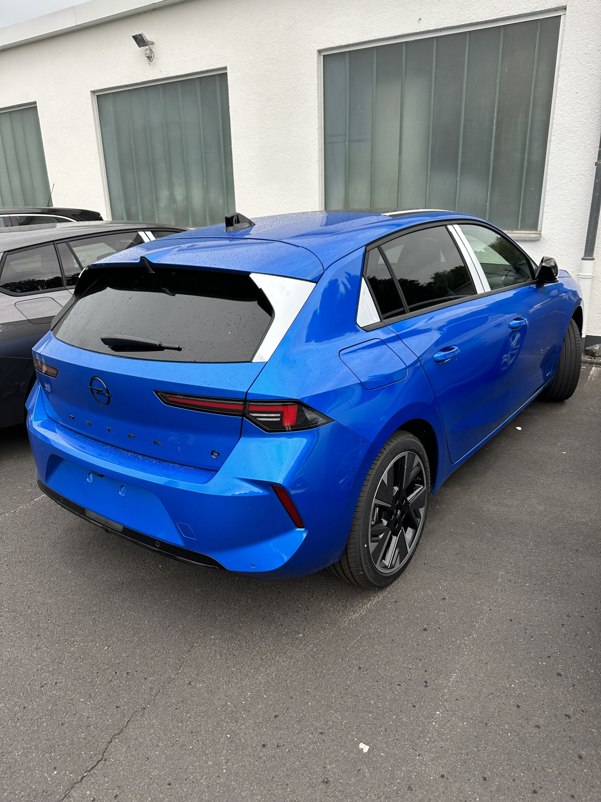 Astra-e / -Crossover