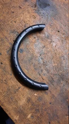 Gummi Halbring Feder hinten