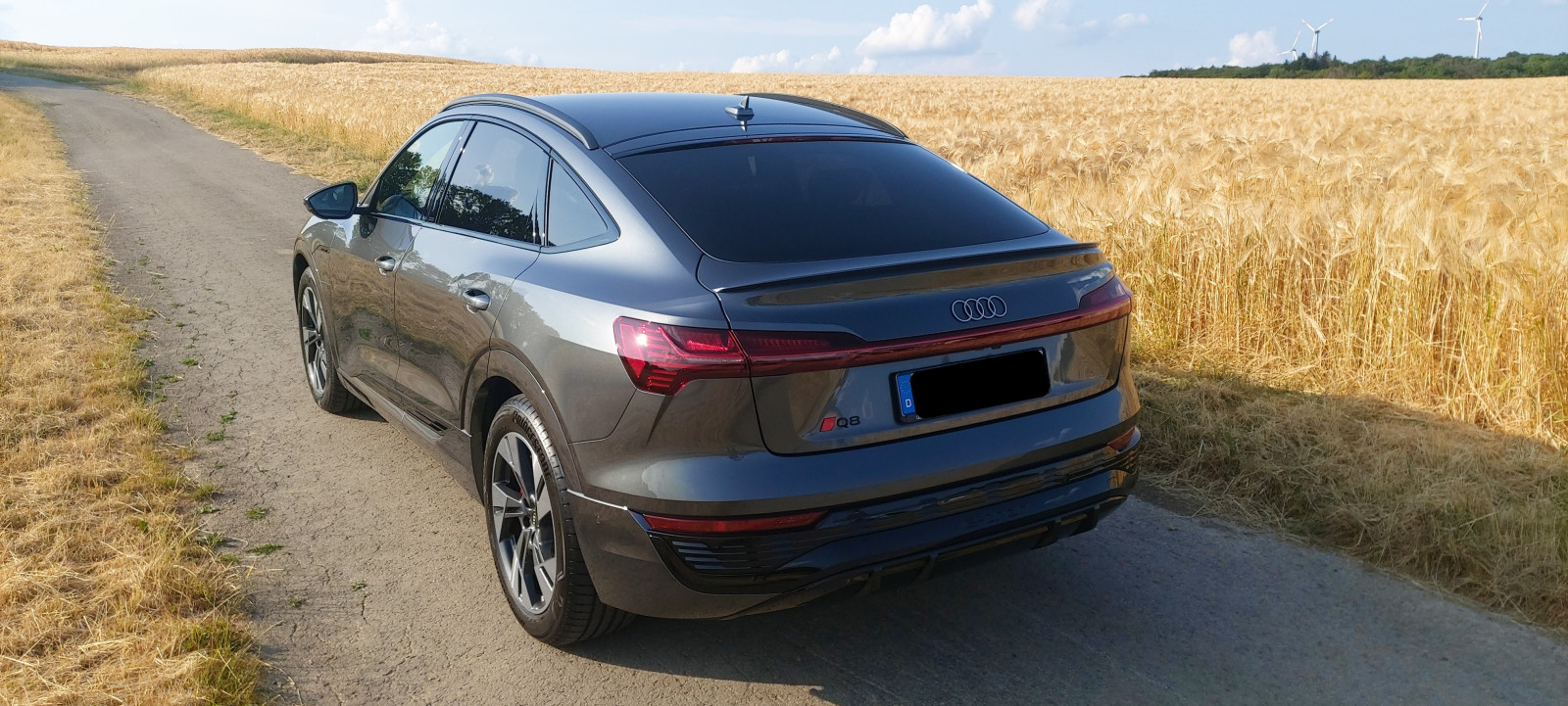 Bilder von eurem Q8 e-tron