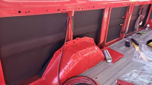 Seite links gedämmt