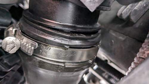 Schelle Ladeluftschlauch unten