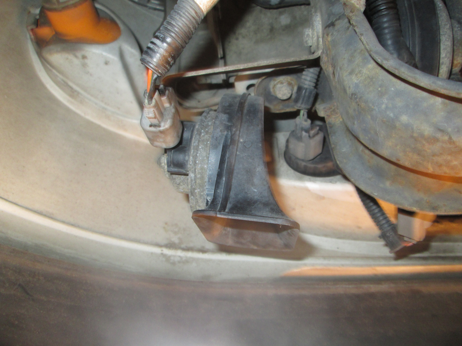 Ford Focus MK 1 Hupe Alarmanlage