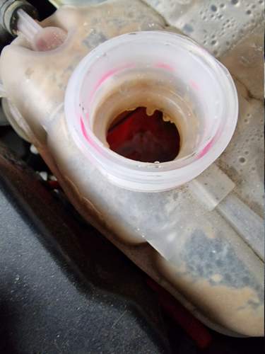 Kühlmittel Behälter