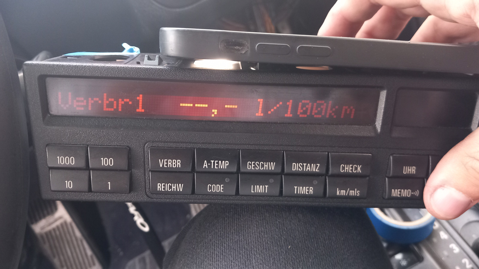 Größer Bordcomputer Nachgerüstet, zeigt aber nichts an