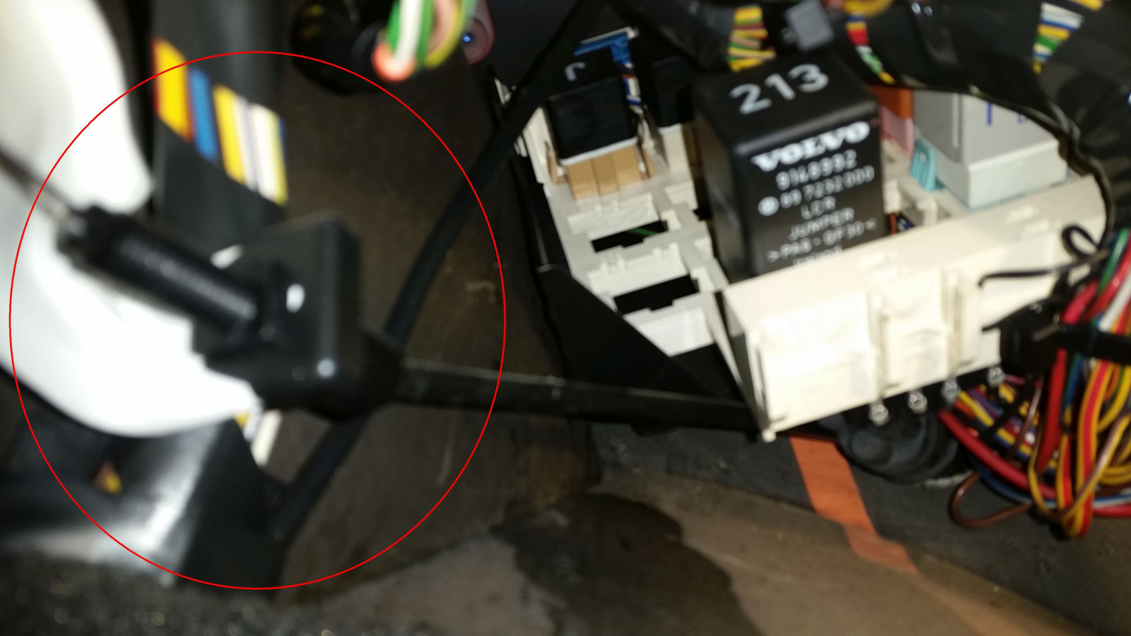 V70 TDI - Motorhaube / Bowdenzug gerissen