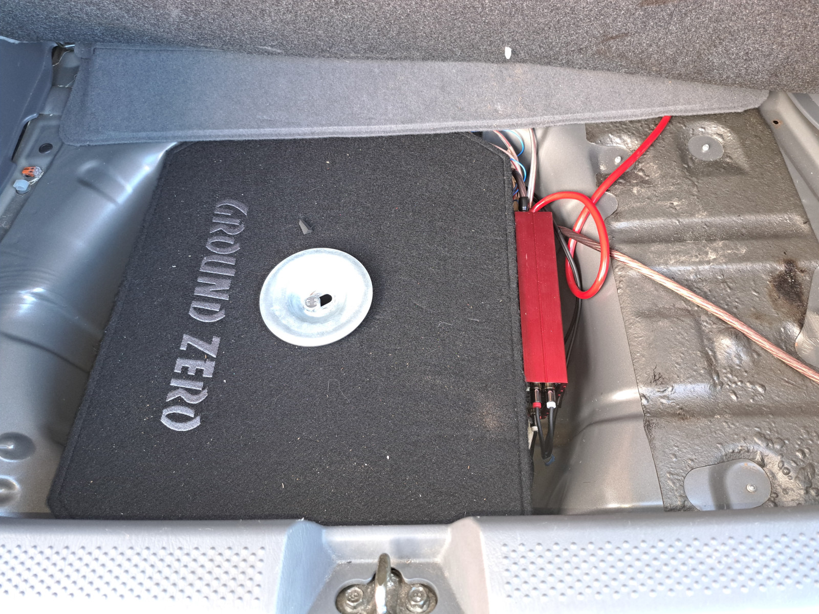 Welche Boxen in die Vorderen und Hinteren Türen?