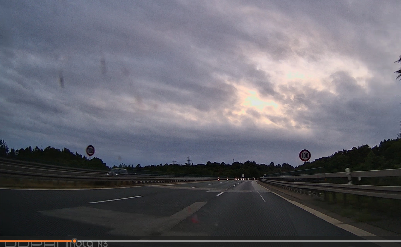 Falsch geblitzt, falsches Schild. Was würdet ihr machen?