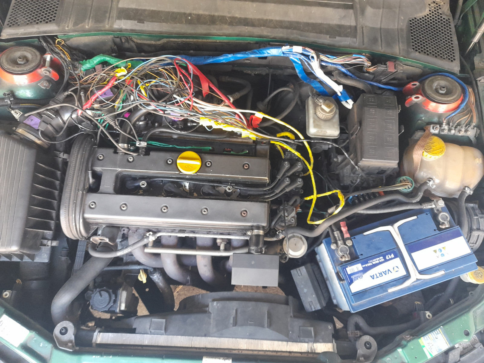 X18XE läuft nicht auf allen Pötten und wo ist das Steuergerät?