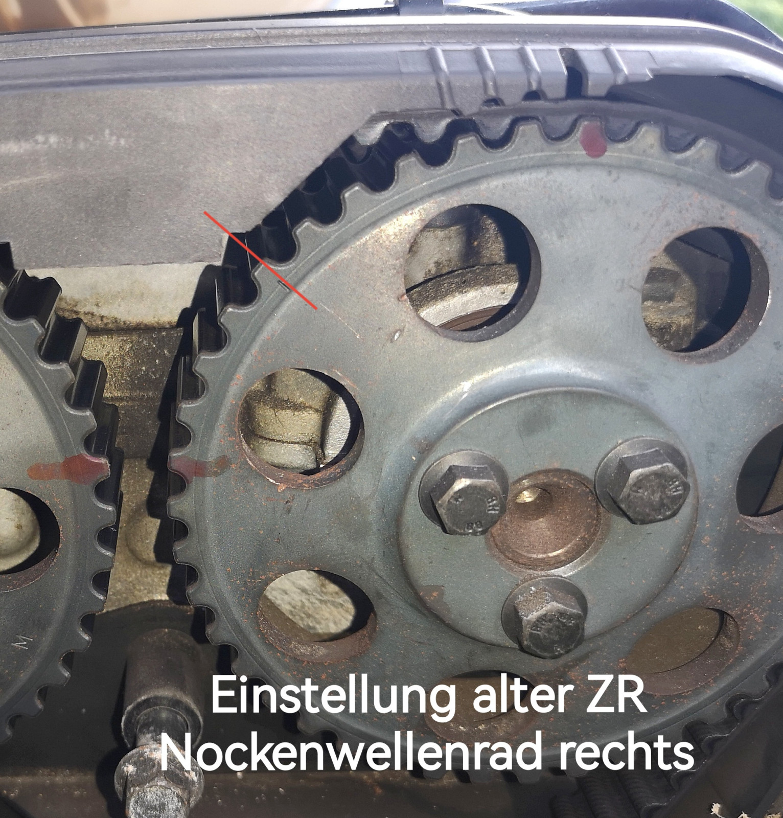 Mein Motor Volvo V70 (L) klackert nach dem Zahnriemenwechsel