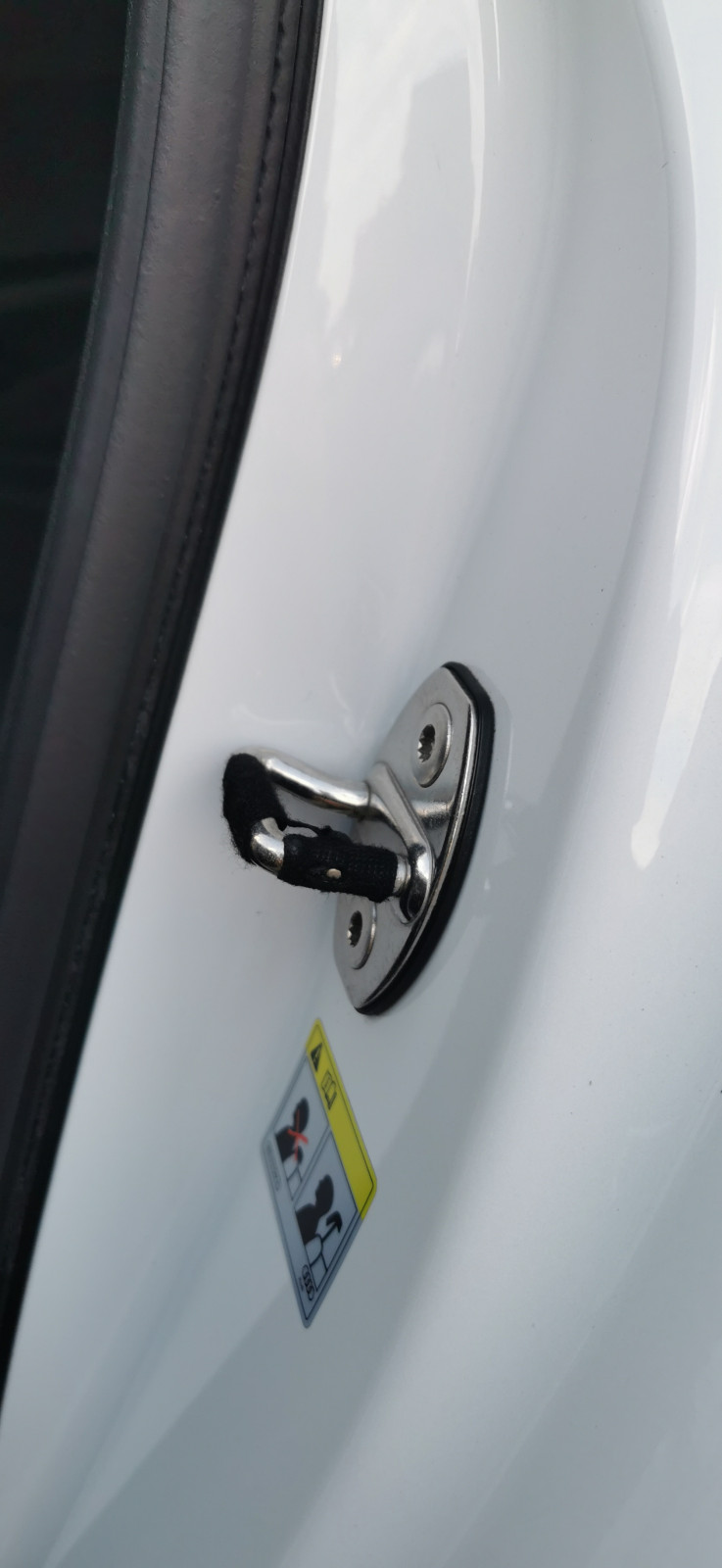 Geräusche B-Säule/Fahrertüre