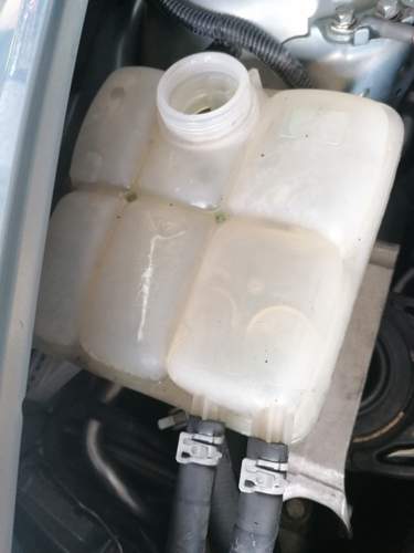 Kühlwasserbehälter