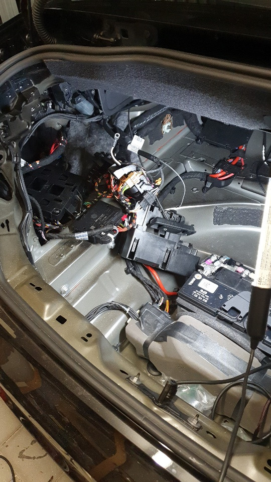 Einbauort B&O Verstärker im A5 Cabrio 2020