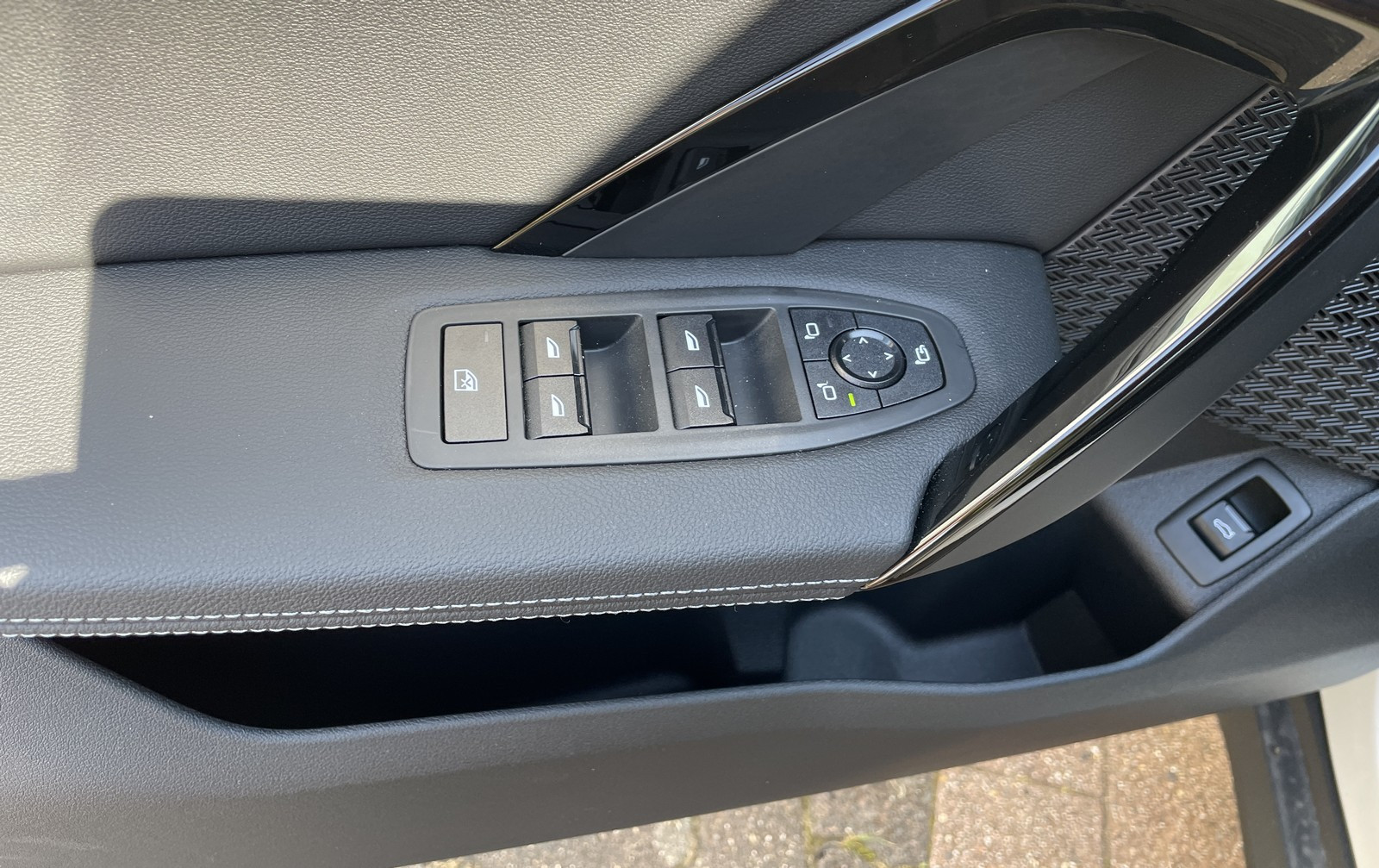 IX1 unter 60.000 (0,25%)