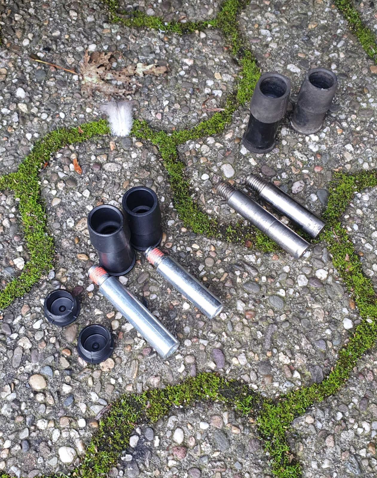 Knacken beim Bremsen