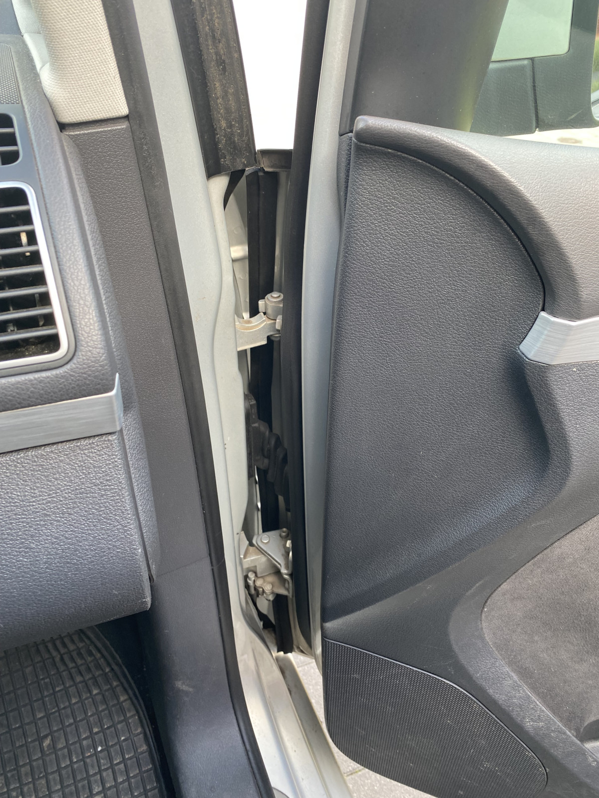 VW Touran Schallisolierung