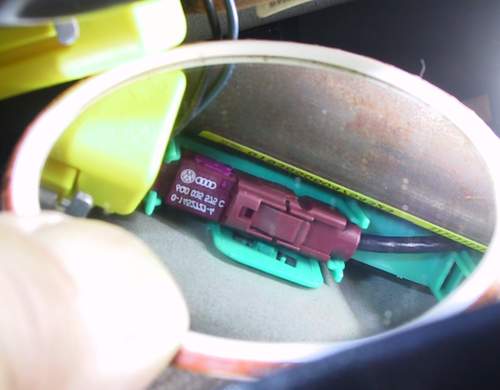 Anschluss-haiflosse-original