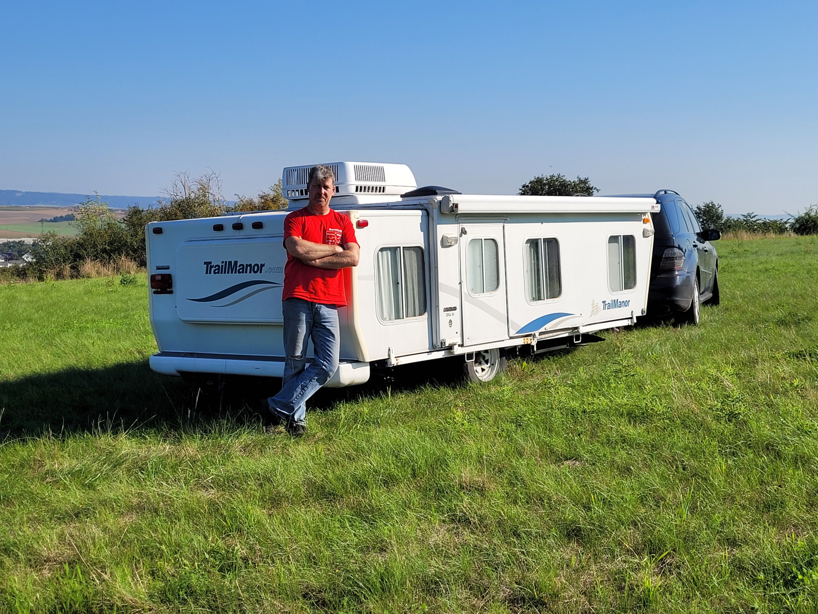 Trail Manor Pup Up Camper Wohnwagen angekommen