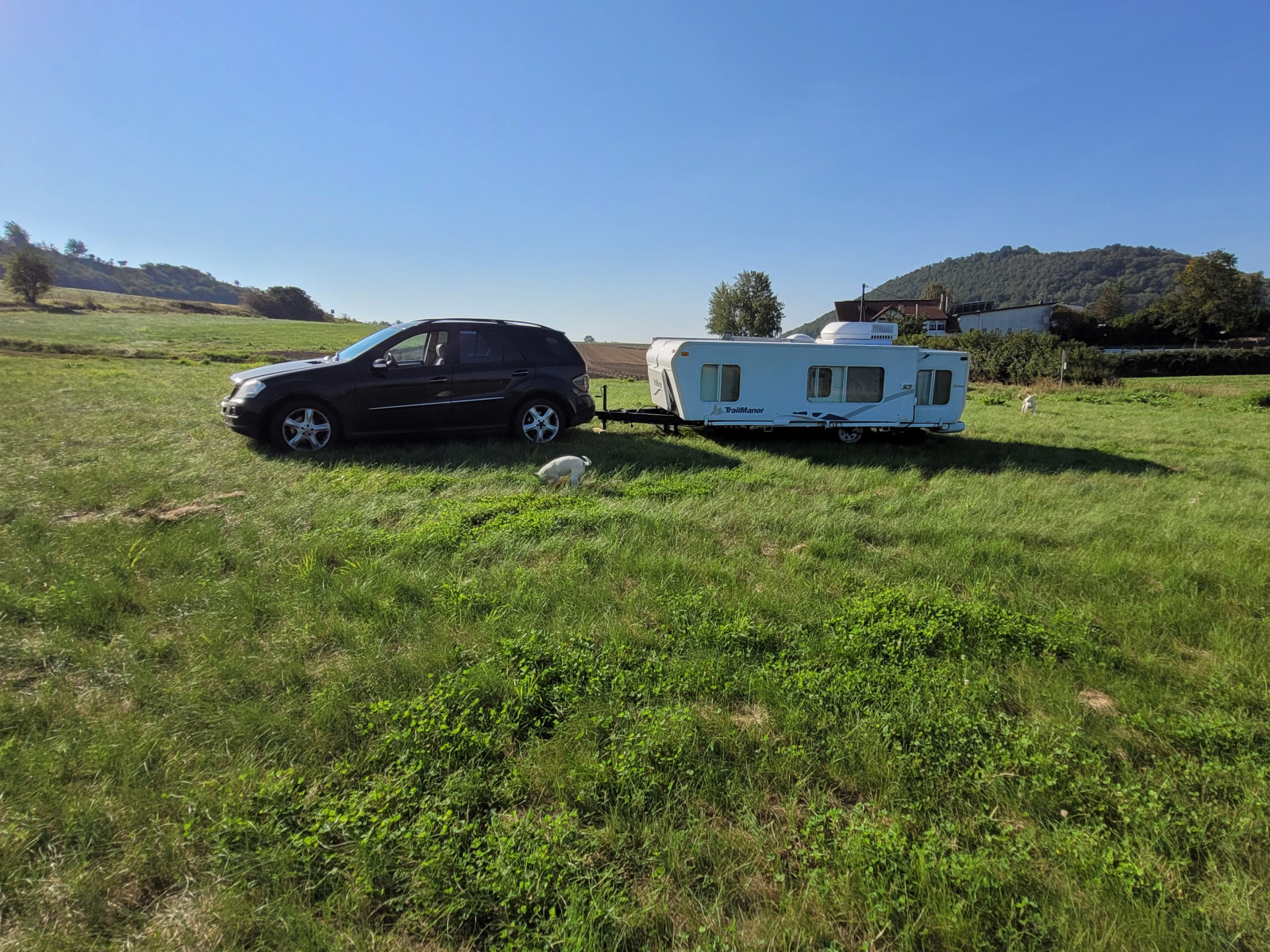 Trail Manor Pup Up Camper Wohnwagen angekommen