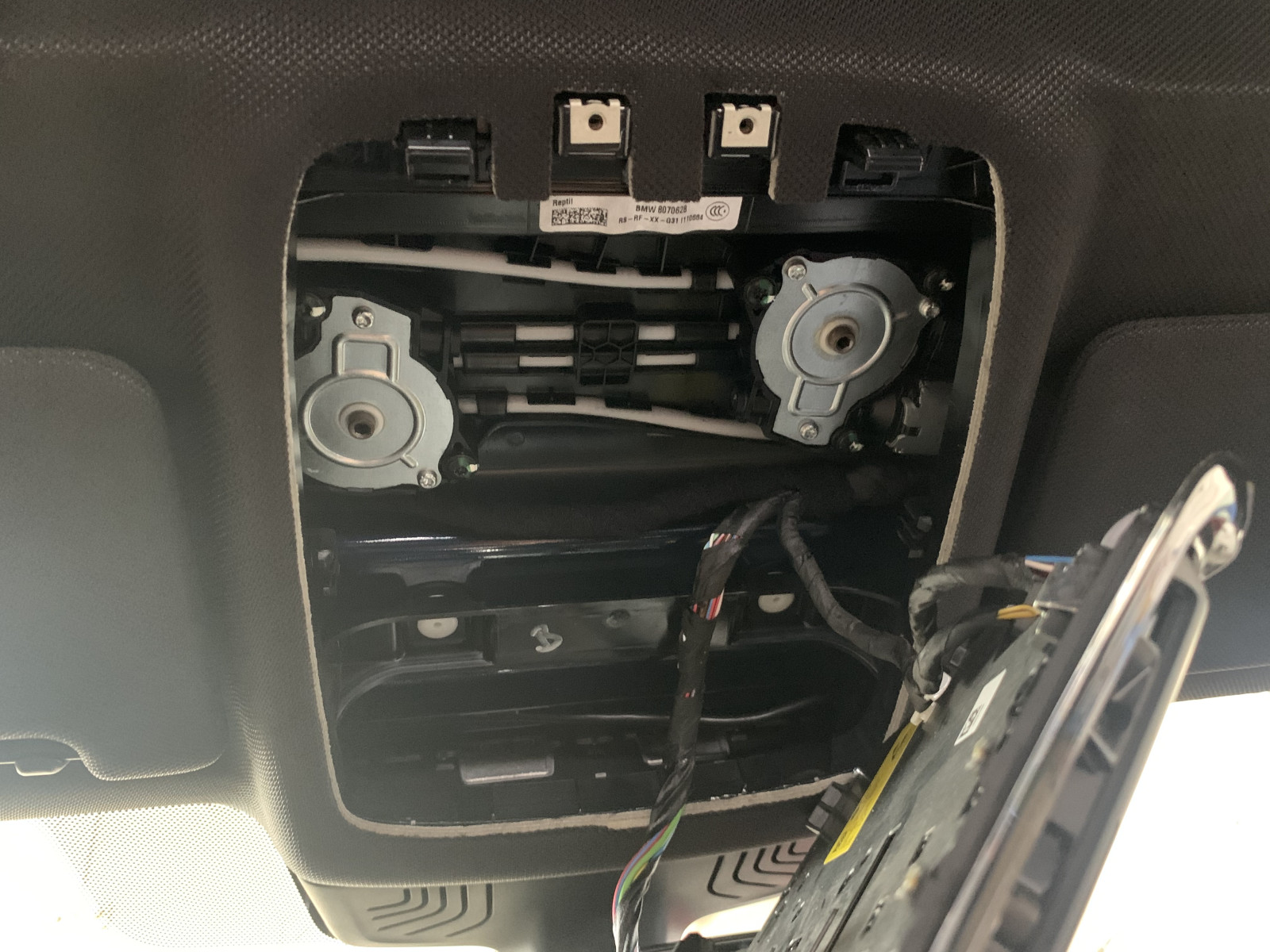 Deckenleuchte ausbauen