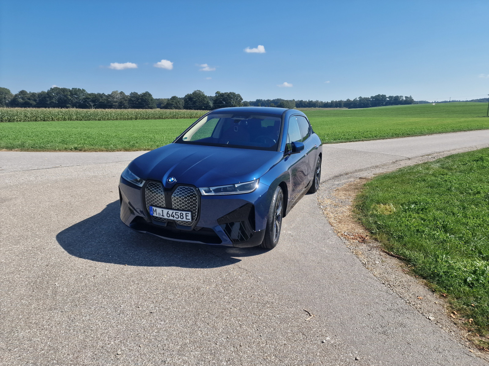 BMW iX - Wartezimmer