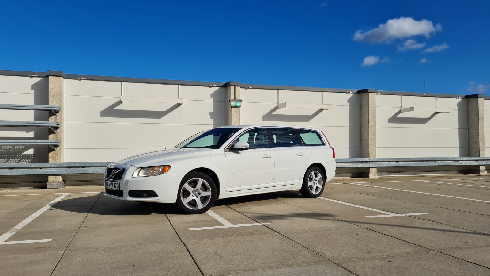 Volvo V70 Vorne Links