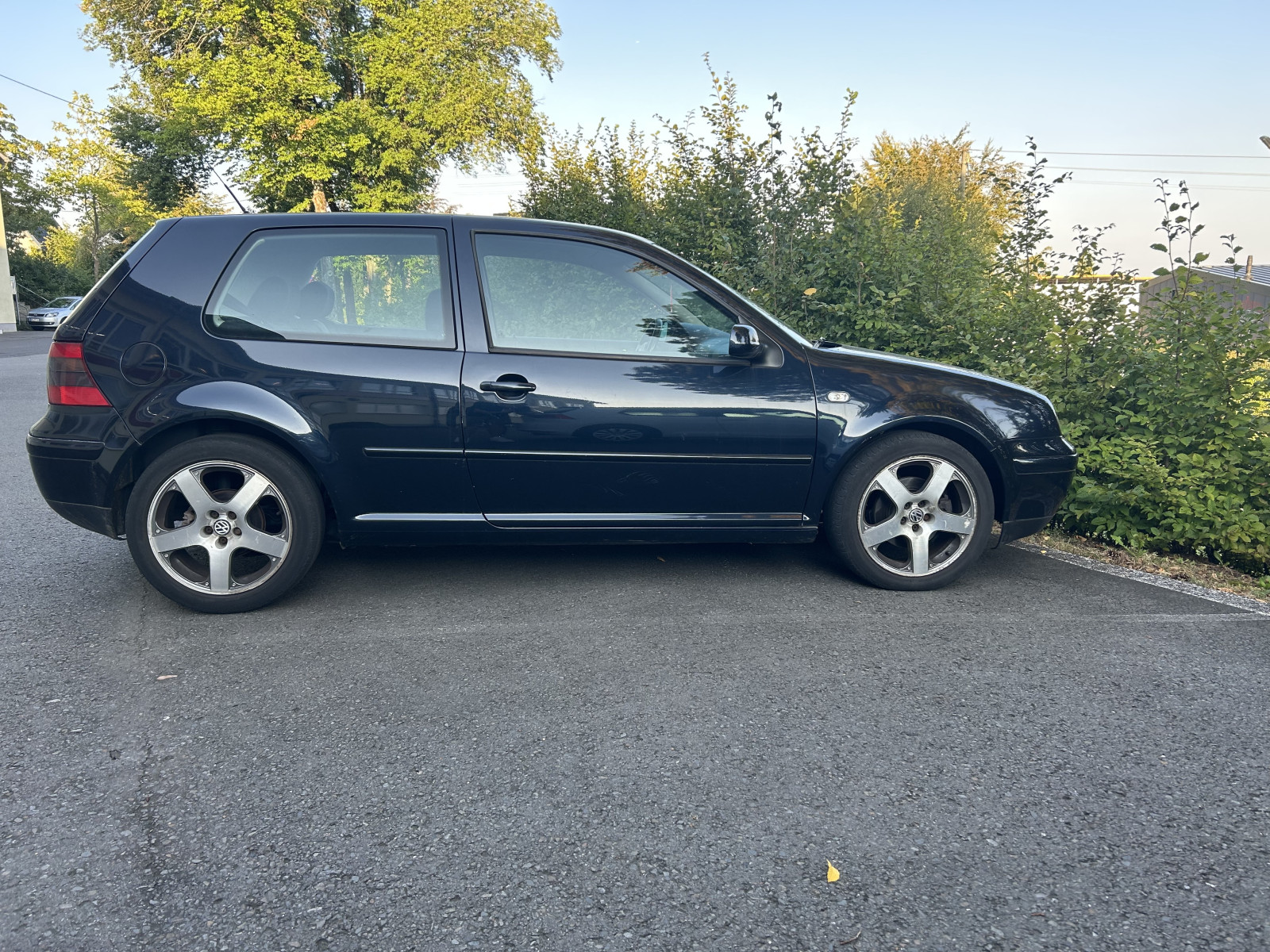 Schlagen/Klopfen Vorderachse (links/rechts?)