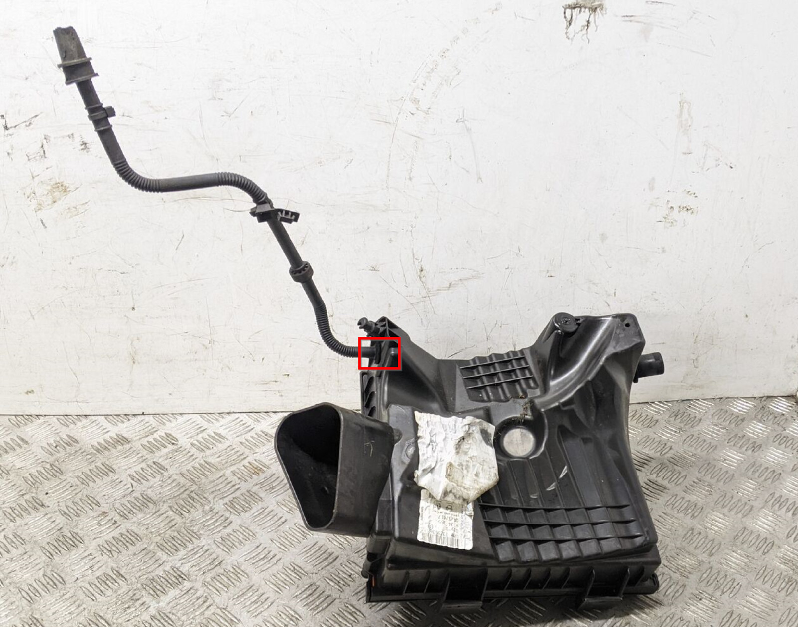 Brummen bei geringer Drehzahl im Fußraum des Beifahrers