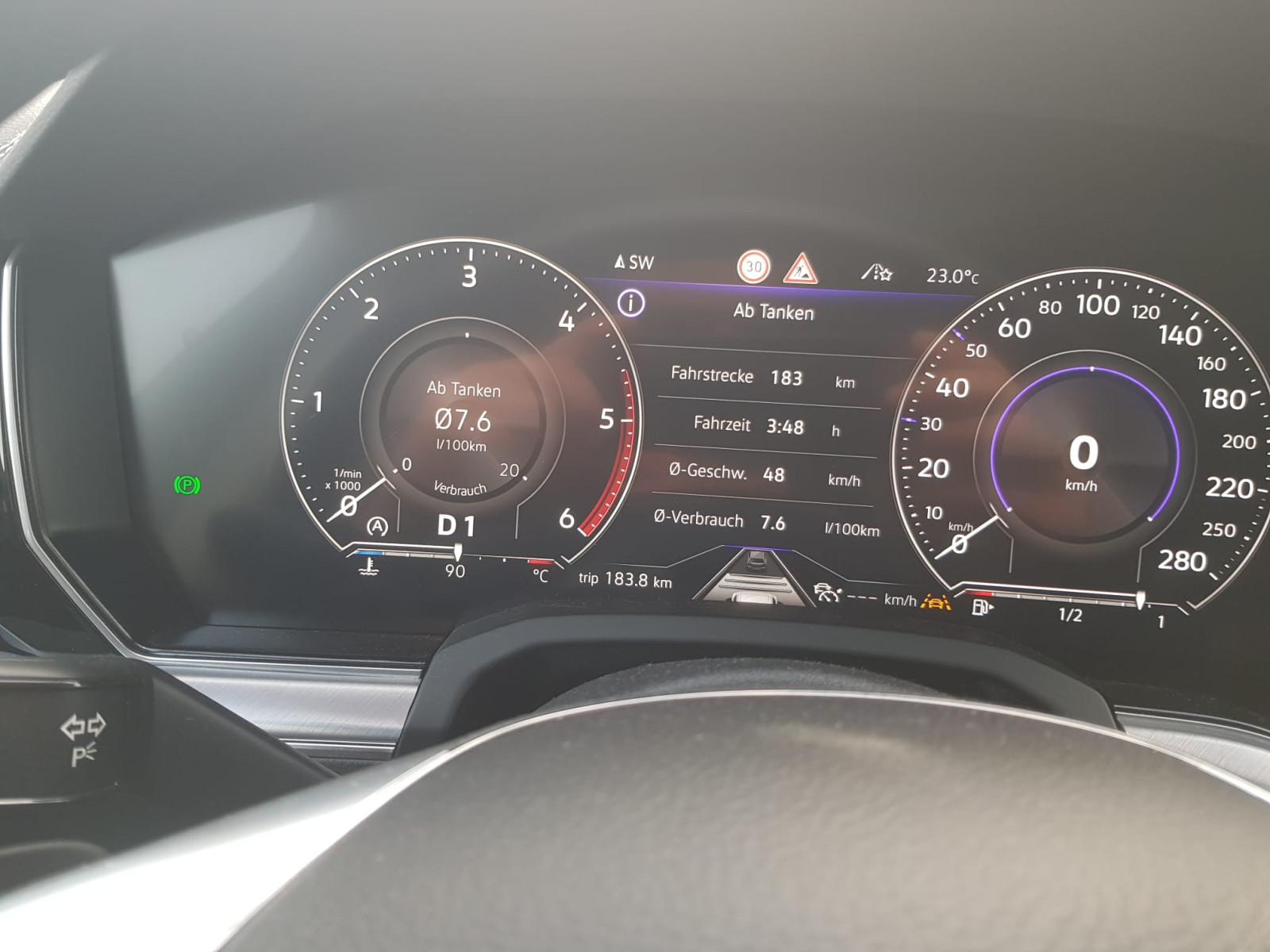 Anzeigenauswahl im Kombiinstrument