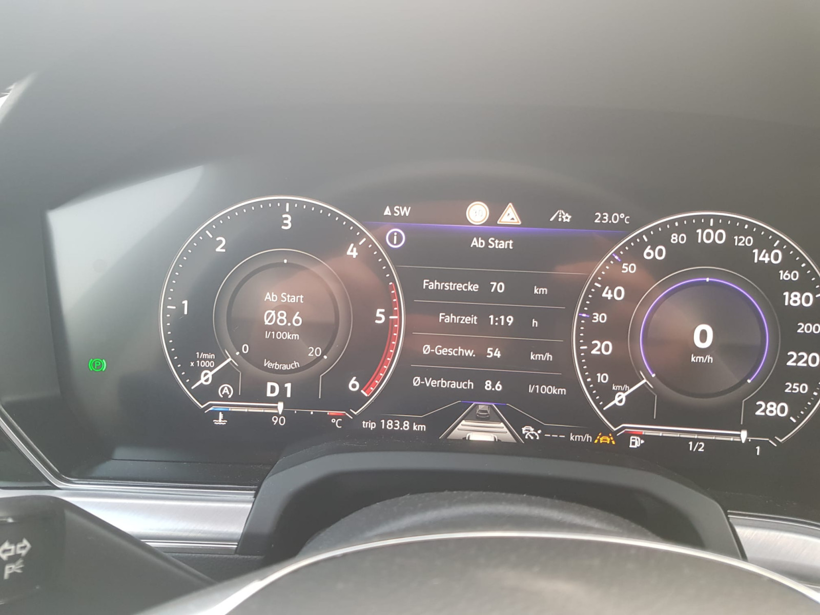 Anzeigenauswahl im Kombiinstrument