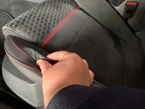 GTI Sitzwange verrutscht 2