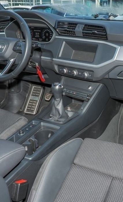 Q3 F3 ohne Zentralbildschirm/touchsreen