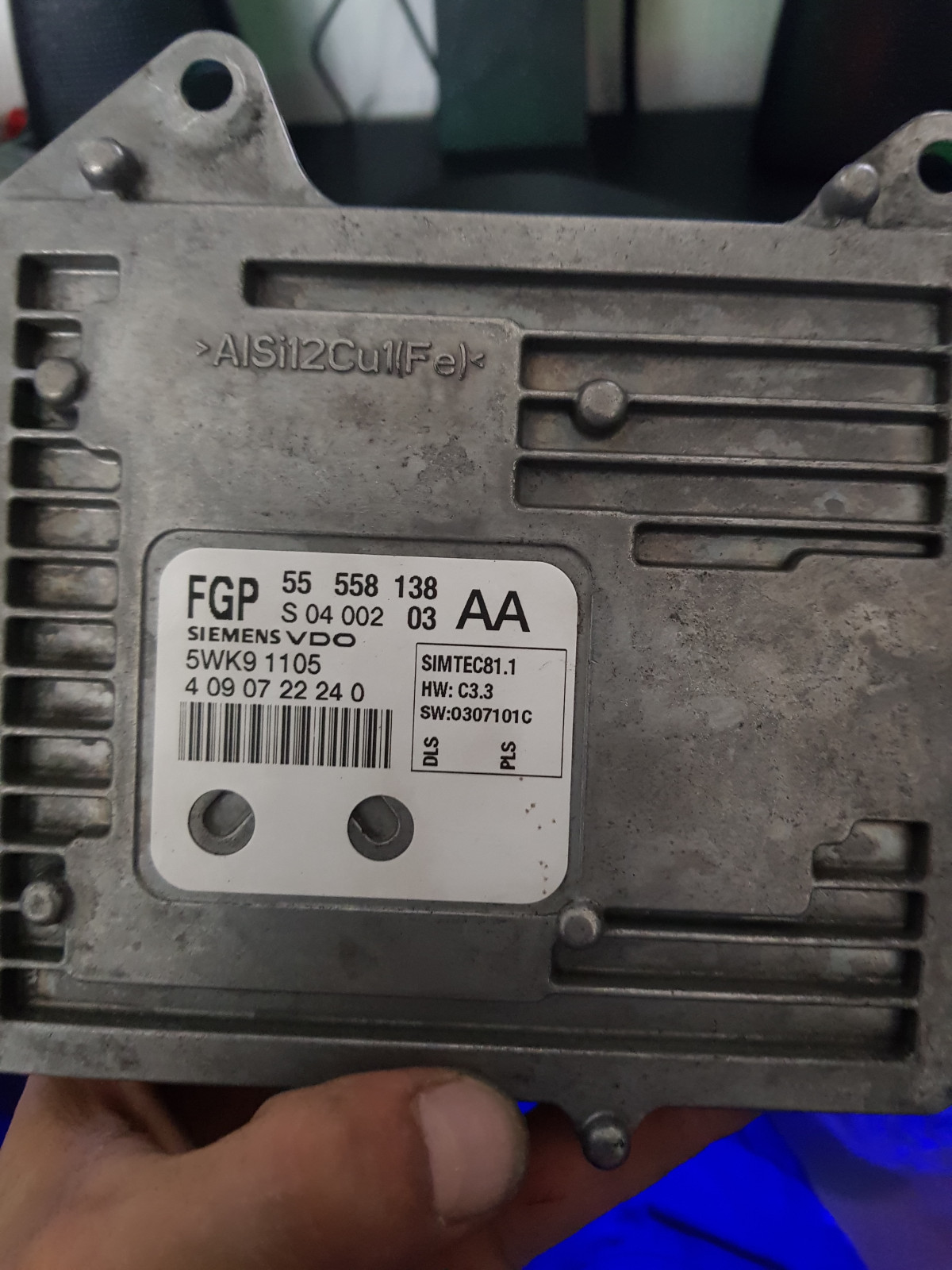 Anlasser dreht aber Auto geht nicht an.