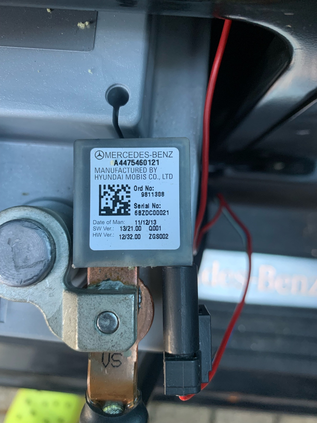 Rote Batterielampe leuchtet dauerhaft?