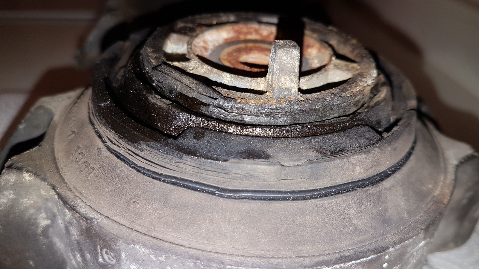 C140 Coupé CL500 Motorlagerwechsel