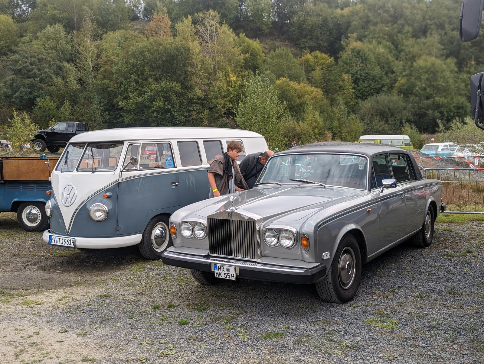 pxl-20231003-084549044-portrait