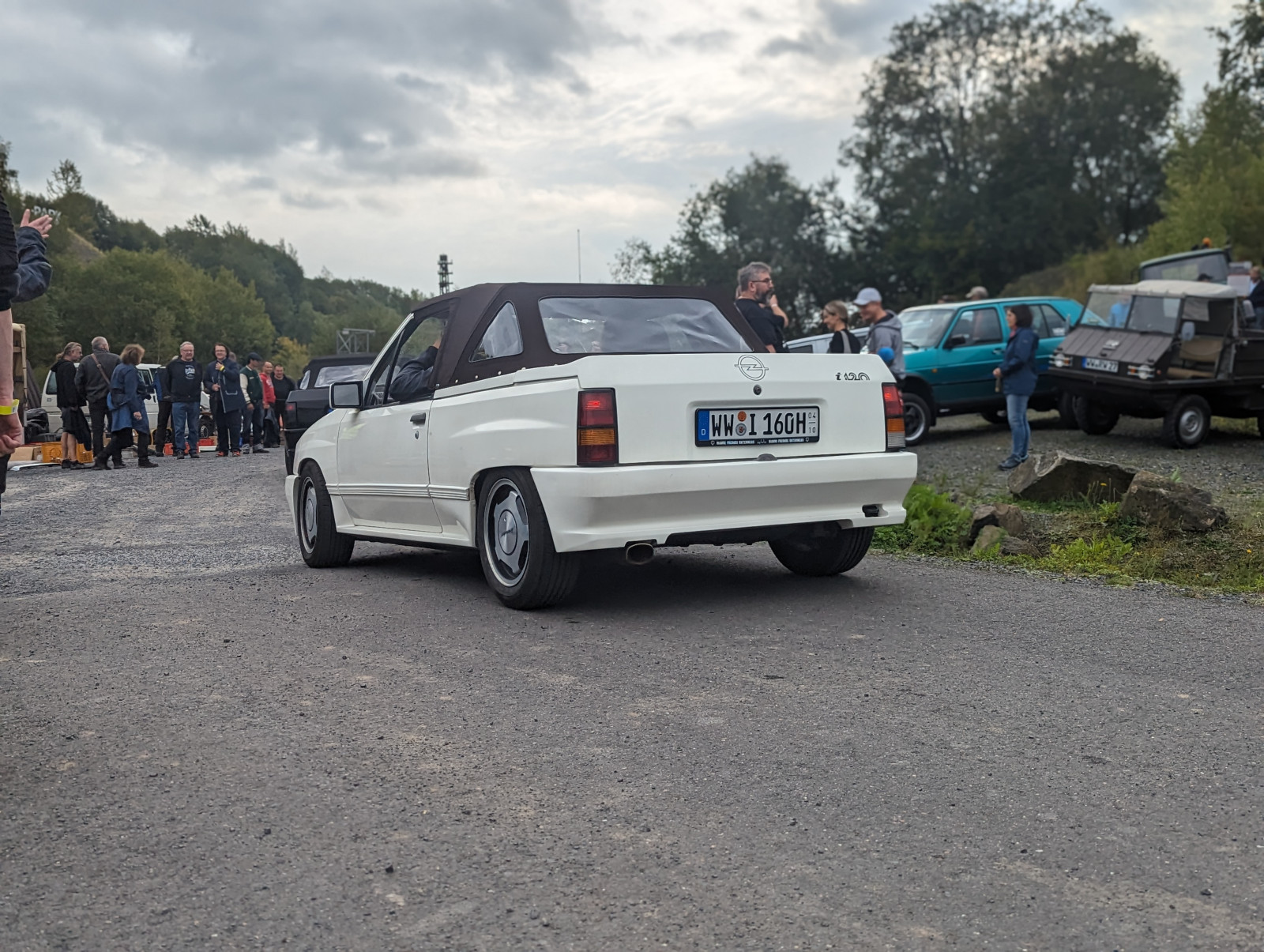 pxl-20231003-090551715-portrait