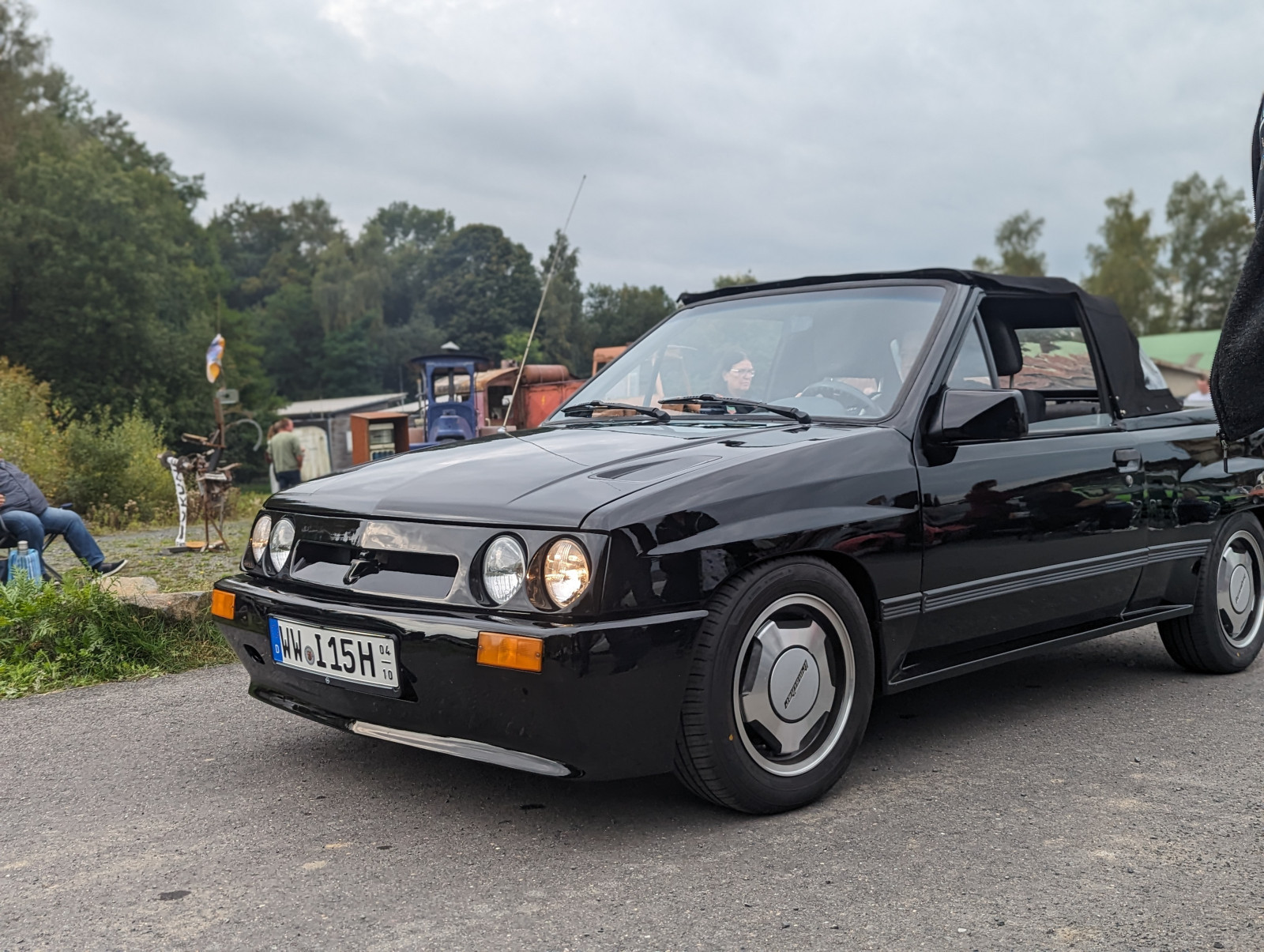 pxl-20231003-090543815-portrait