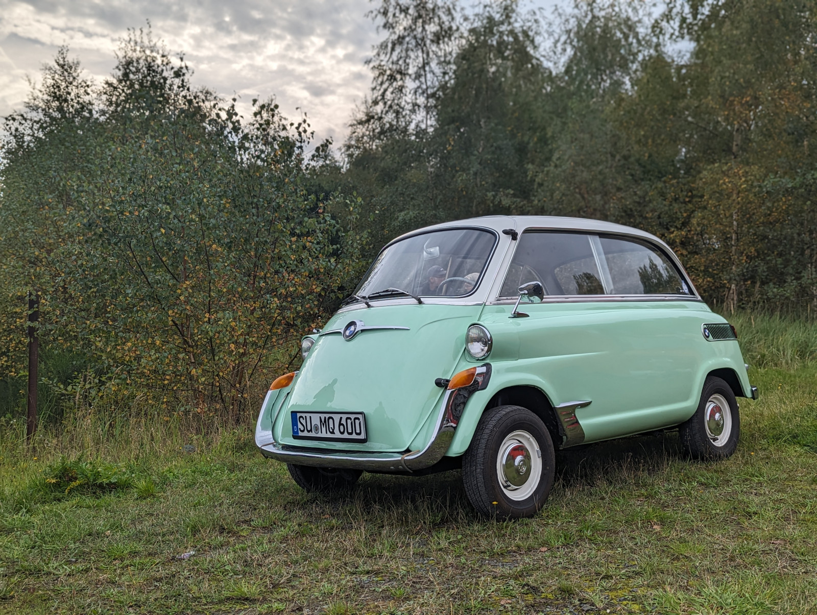 pxl-20231003-091814139-portrait