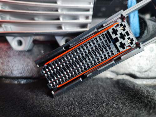 Stecker Steuergerät