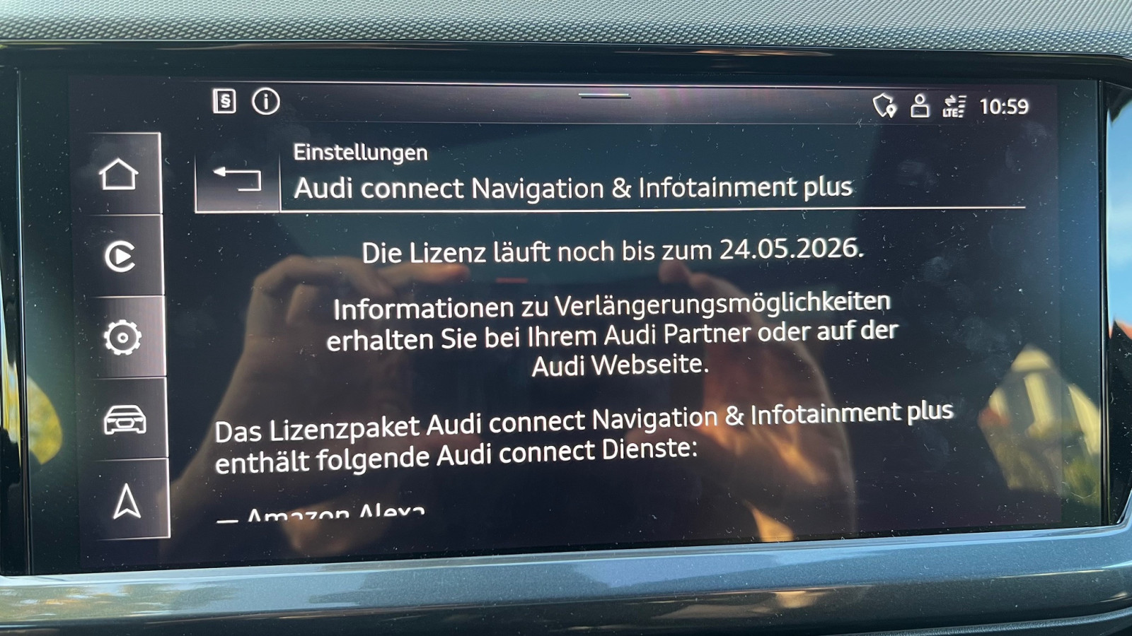 Keine Satellitenkarte und Verkehrsdaten plus nach Werksreset