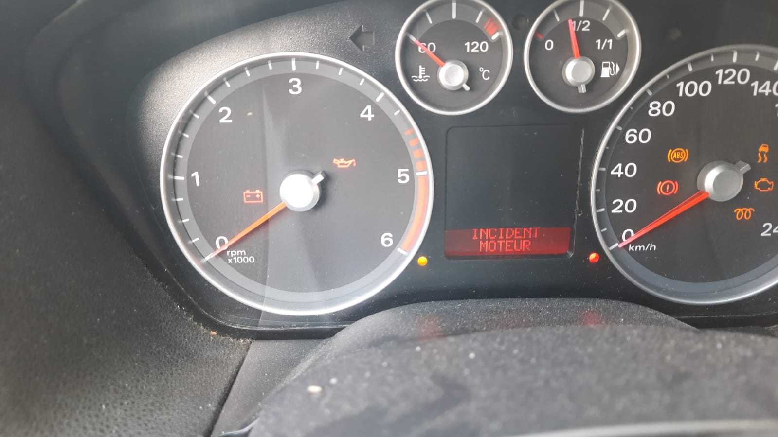 Armaturenbrett, Ford Focus 2