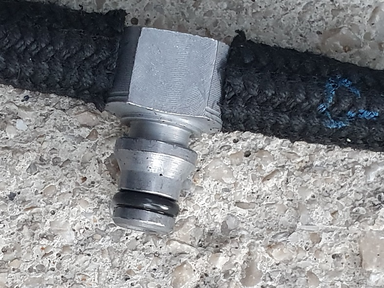 OM611 Rücklaufleitung