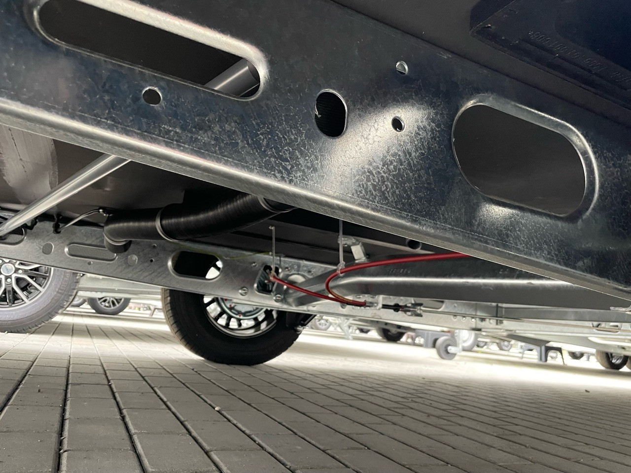 Merkwürdiges Truma Außenrohr?