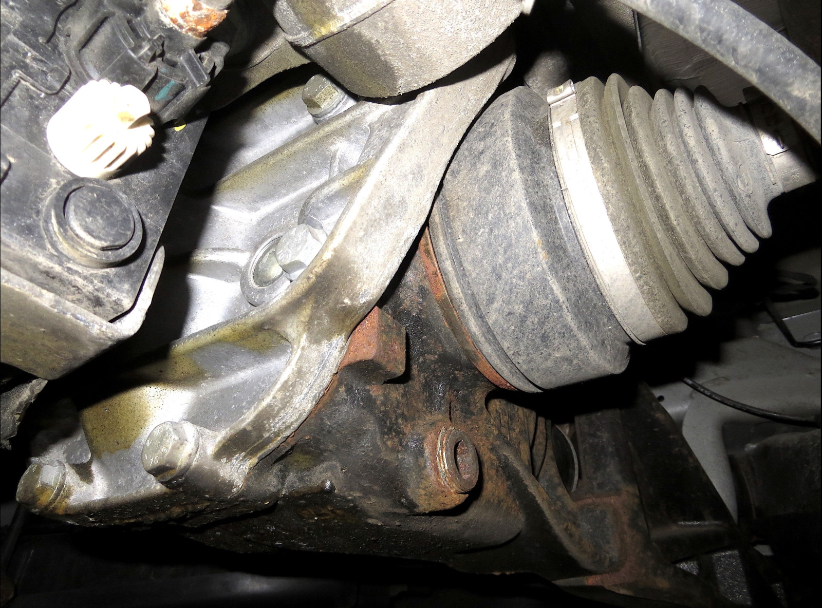 Rost an der Lenkstange, V-Klasse Bj. 09.2020.