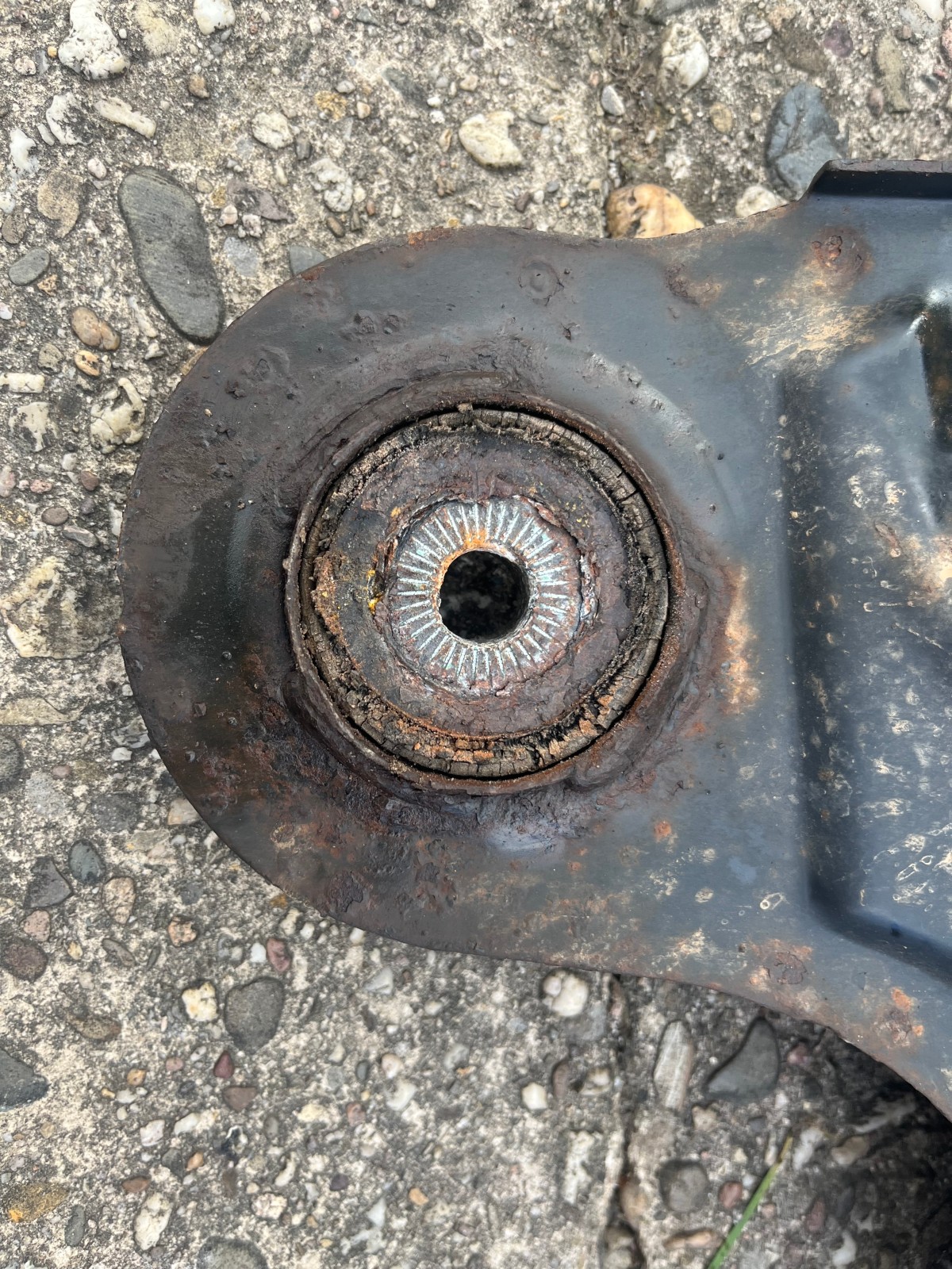 Achskörper wie instandsetzen?