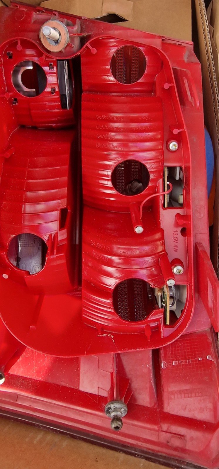 Hilfe, Rücklicht Problem, Limousine