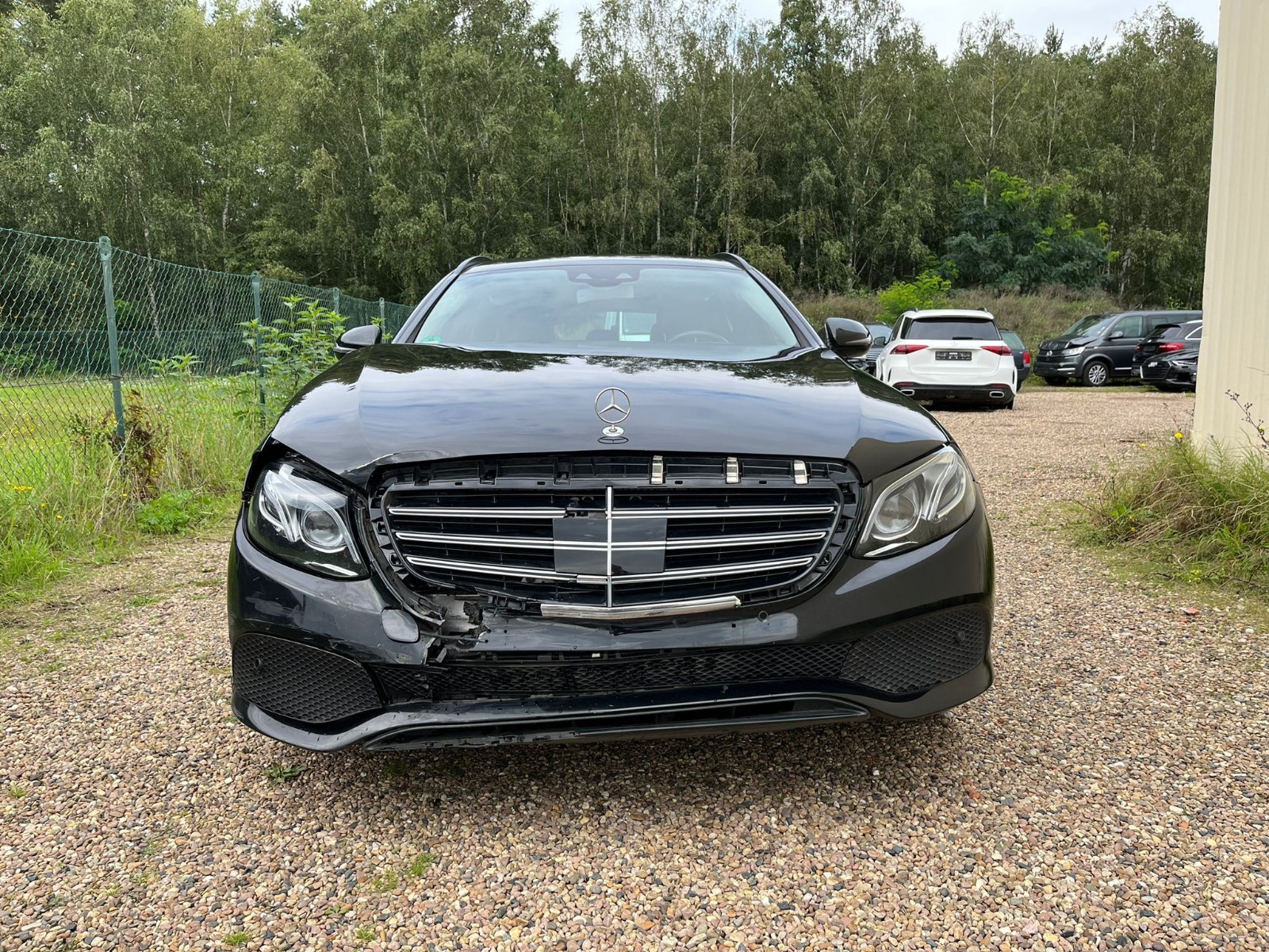 W213 Kühlergrill Umbau von Avantgarde auf AMG oder Panamericana