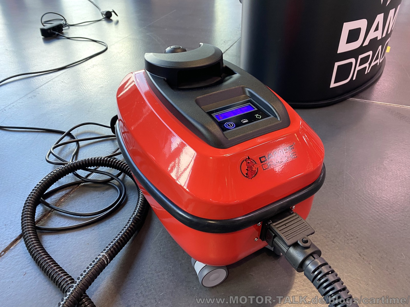 der kleinere von den beiden