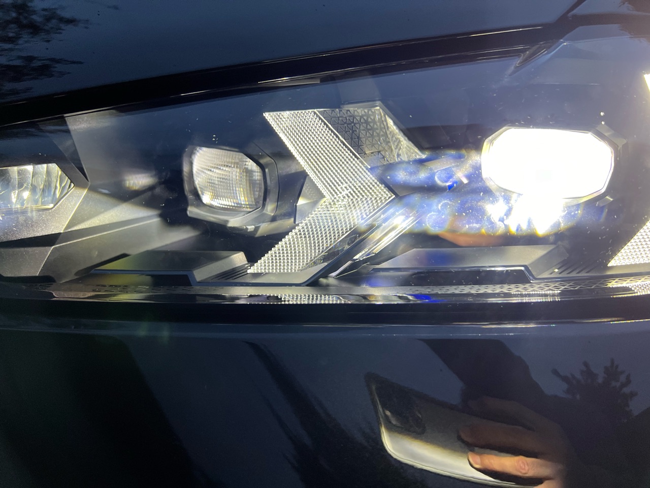 X5 LCI Scheinwerfer innen fleckig/milchig